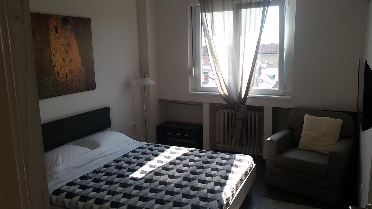 Alux Apartment ベオグラード エクステリア 写真